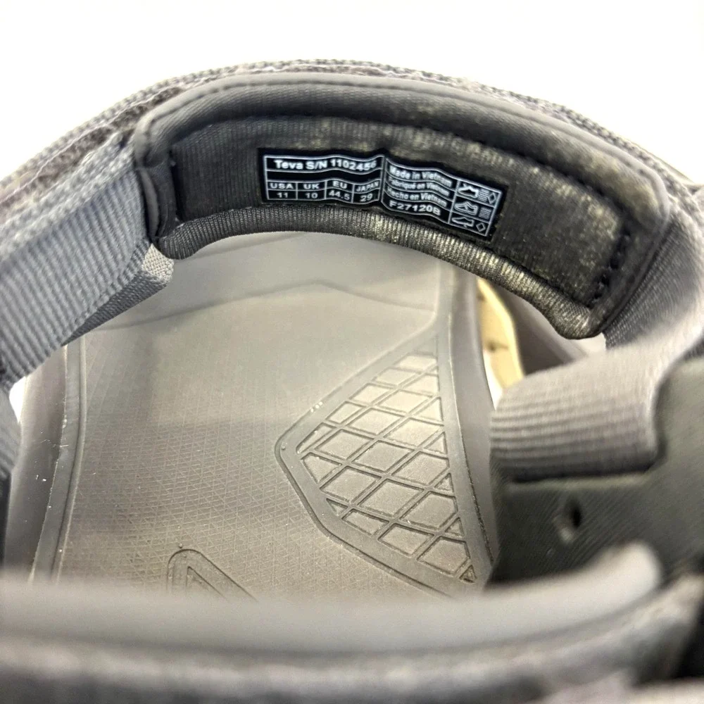 Teva Terra Fi 5 Universal Hiking Sandal Mens Size 11 Gray Trail Walking 1102456